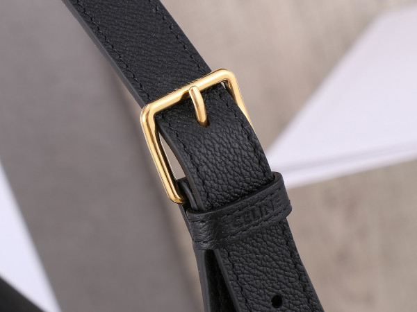 ce**e heloise cuir triomphe bag in S*pple calfskin