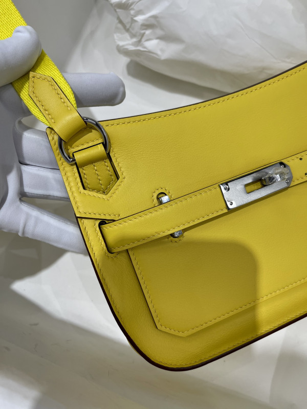 H**mes jypsiere mini bag in swift leather gris meyer