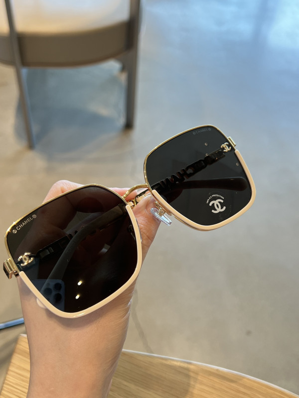 CL SUNGLASSES
