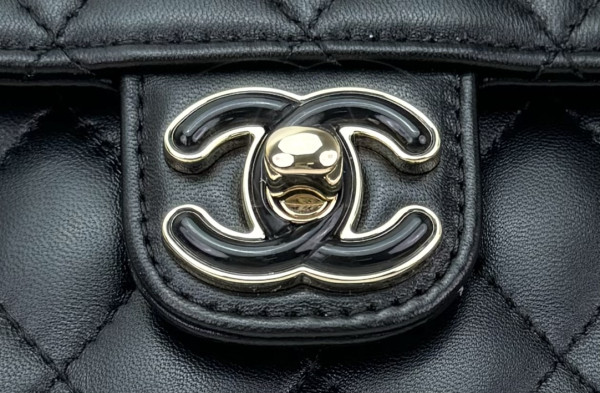 CL MINI FLAP BAG