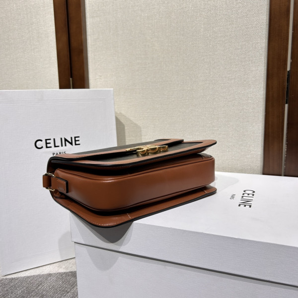 Ce**e teen triomphe bag