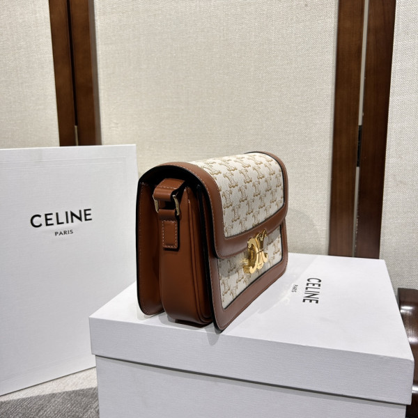 Ce**e teen triomphe bag