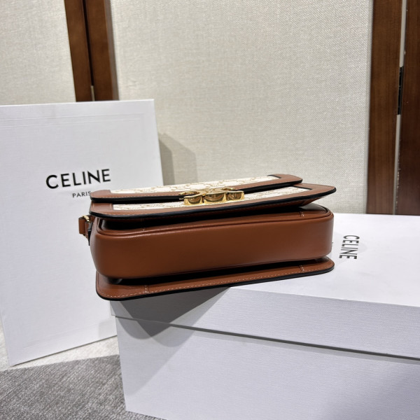 Ce**e teen triomphe bag