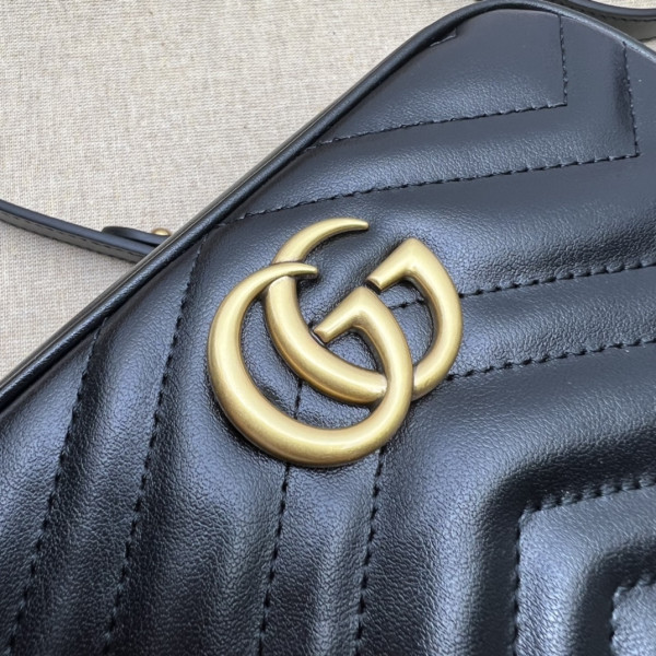 G*u*i gg marmont mini shoulder bag
