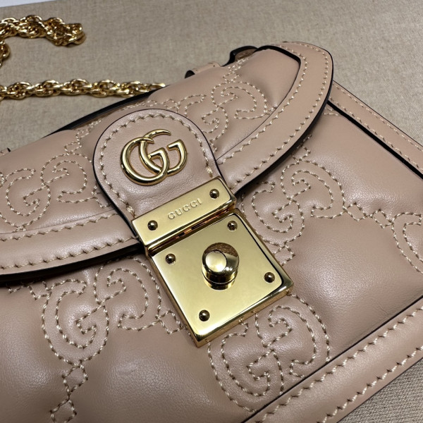 G*u*i gg matelassÉ small top handle bag