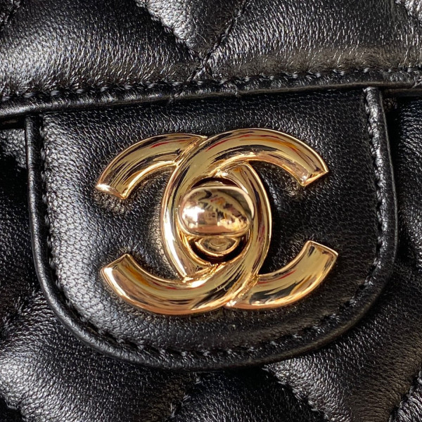 CL FLAP BAG WITH TOP HANDLE-18CM