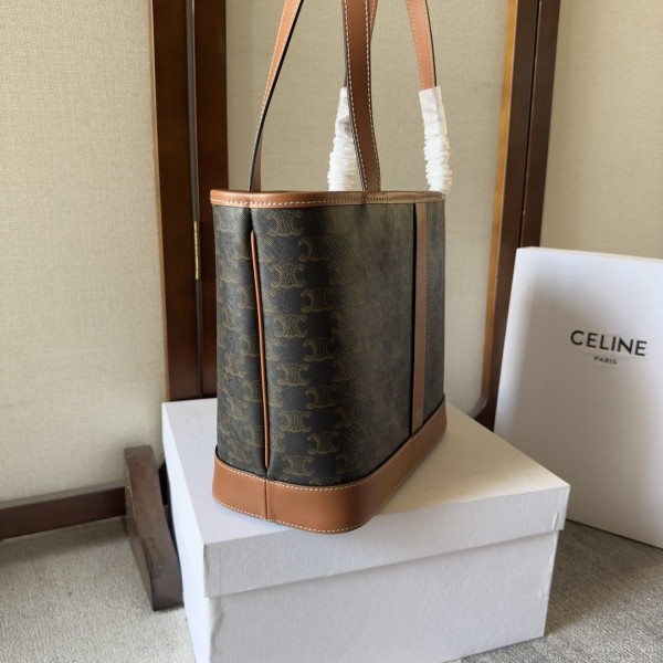 Ce**e small cabas in triomphe canvas-26.5*23*12cm