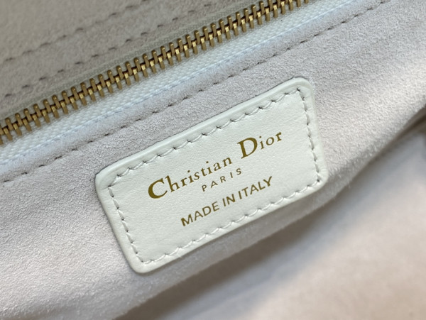 D*or lady D*or mini -17-15-7cm