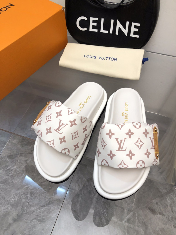 l**is V*t*n pool pillow comfort mule