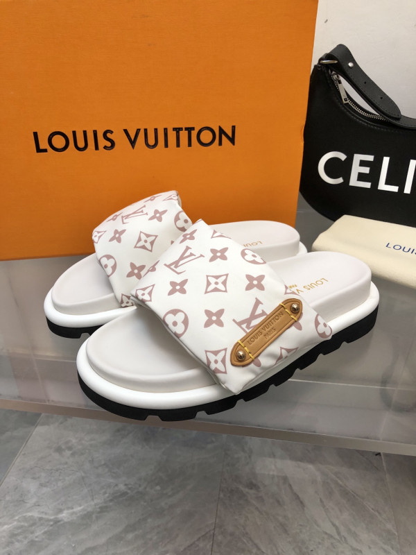 l**is V*t*n pool pillow comfort mule