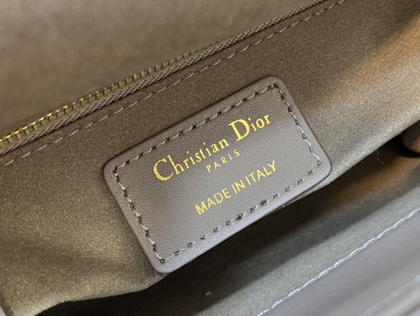 lady D*or - 17cm