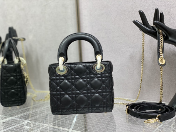 lady D*or - 17cm