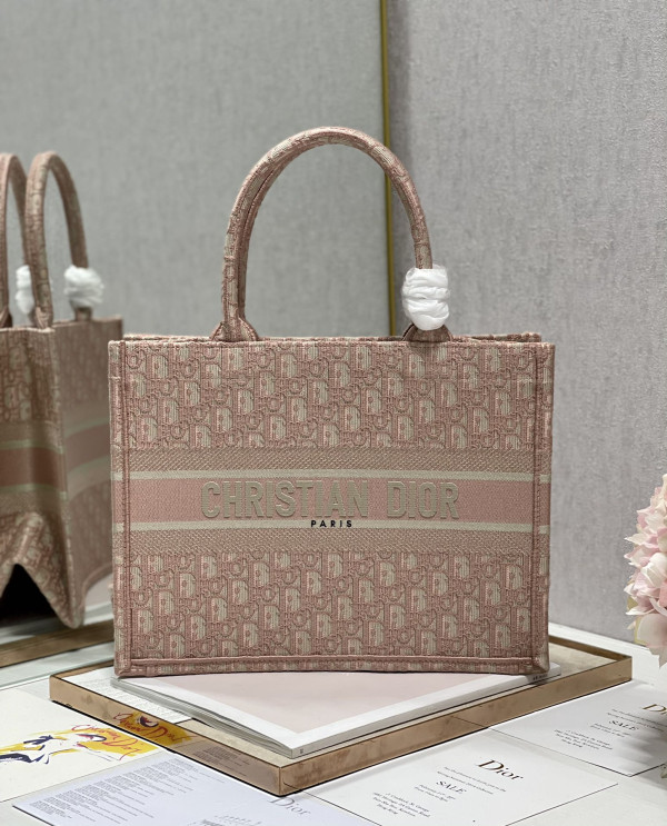 D*or book tote-36*28cm