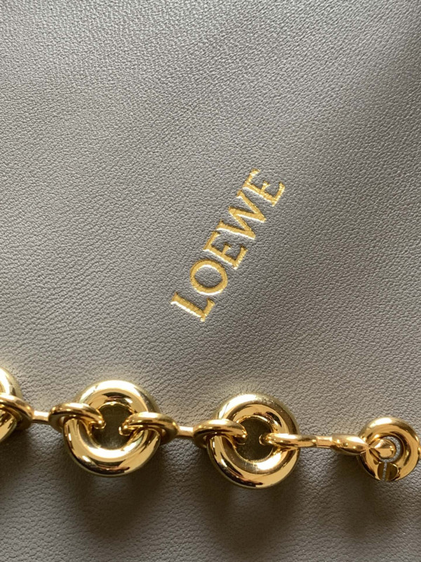 Loewe Squeeze Bag-34*33*13.5CM