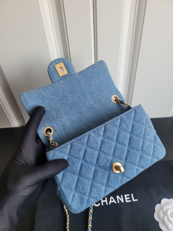 CL FLAP BAG 20CM