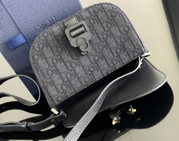 D*or saddle messenger bag-19.5*13*4.3 cm
