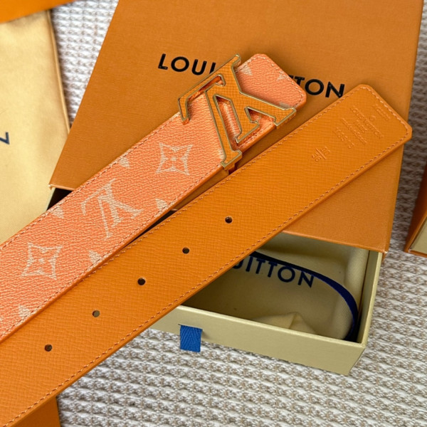 l**is V*t*n belt