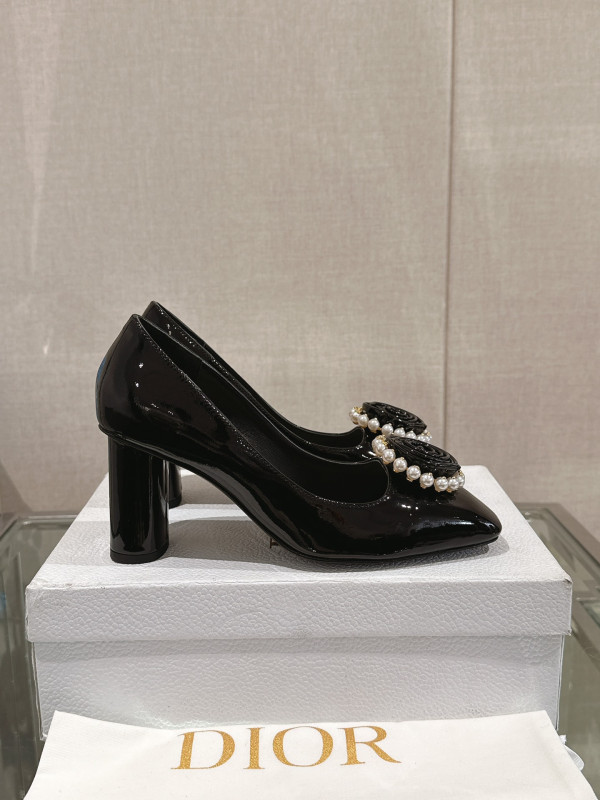 D*or heels