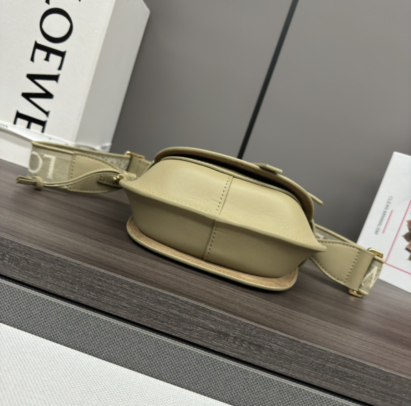 LOEWE GATE BAG-15*9.5*12.5cm