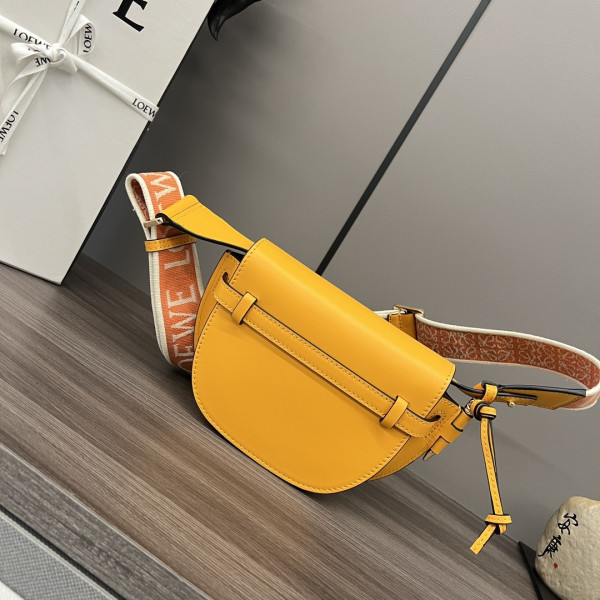 LOEWE GATE BAG-21*12.5*9.5cm