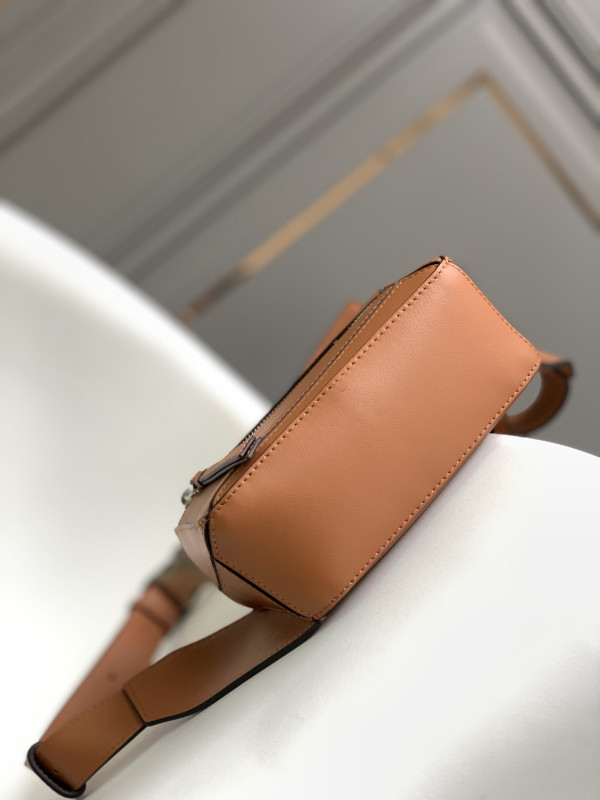 LOEWE PUZZLE BAG-18*12*7.5CM