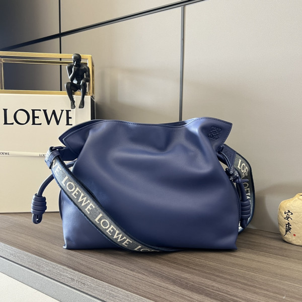 LOEWE Flamenco clutch- 24.5*30*10.5cm