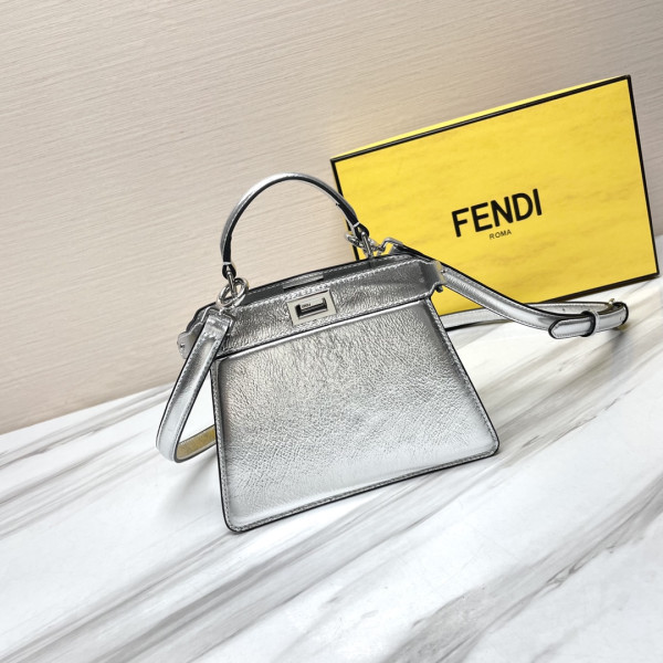 F**di peekaboo iseeu petite-20x11x15cm