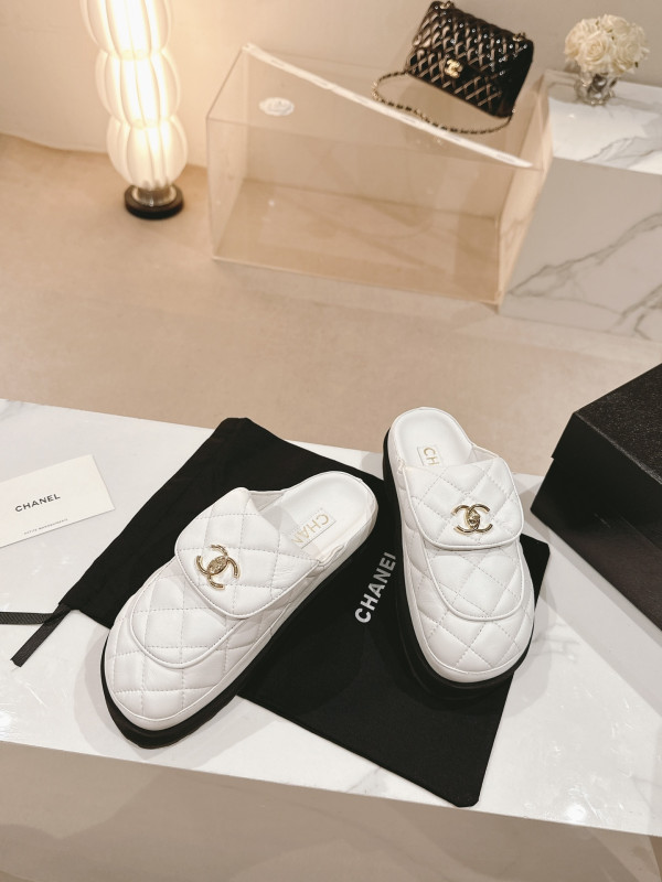 CL SANDAL mules