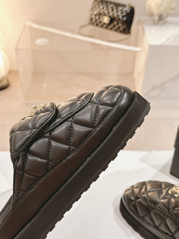 CL SANDAL mules