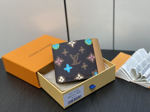 l**is V*t*n multiple wallet-11.5*9*1.5cm