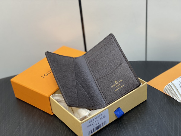 l**is V*t*n pocket organizer-7.5*11.1*1 cm
