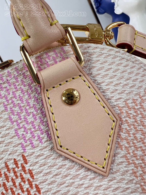 l**is V*t*n alma bb-23.5*17.5*11.5cm