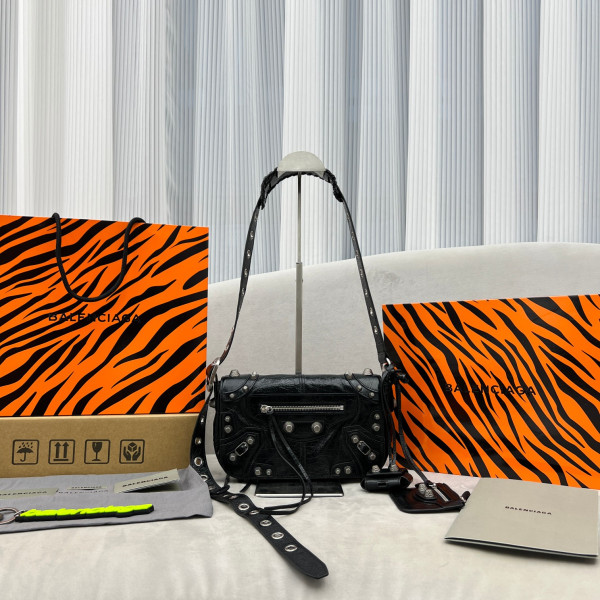 Balenciag Camera Bag-24*14*5CM