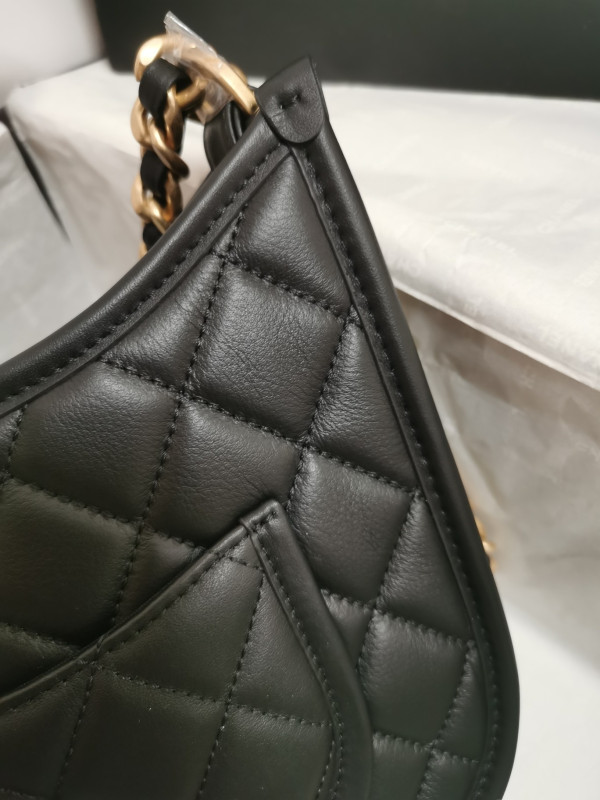 CL HOBO HANDBAG-20*24*6cm
