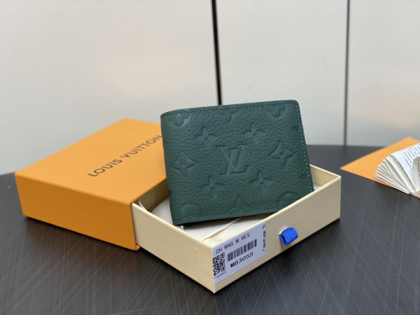 l**is V*t*n multiple wallet-11.5*9*1.5cm