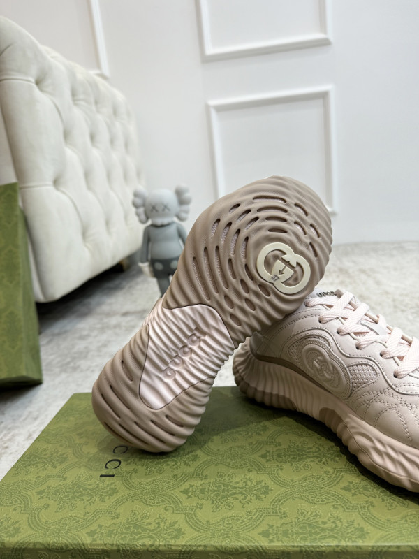 G*u*i ripple sneaker