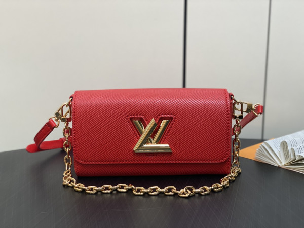 l**is V*t*n twist-19*10.5*6.5cm