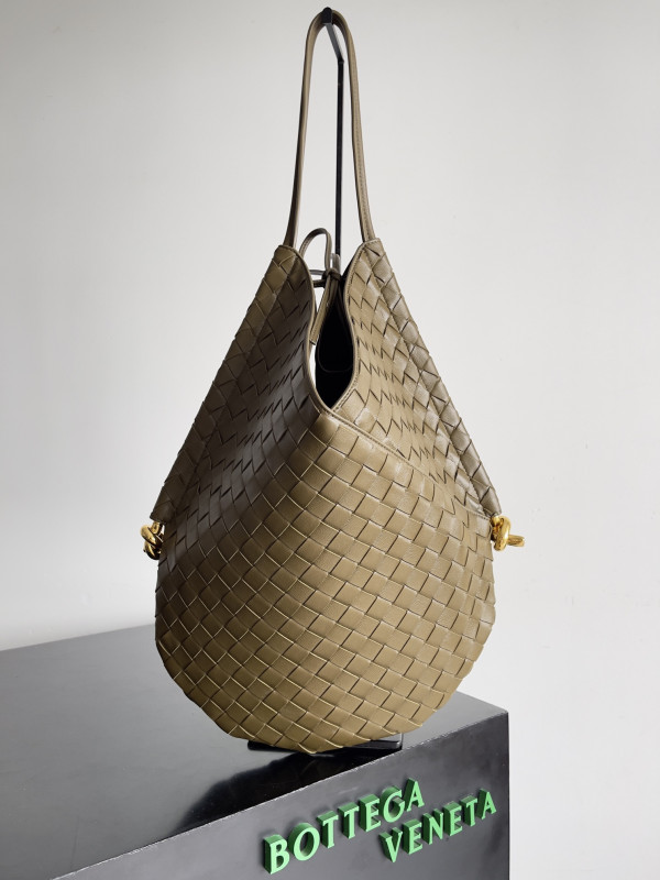Bo*te*ga ve*ne*ta medium solstice shoulder bag