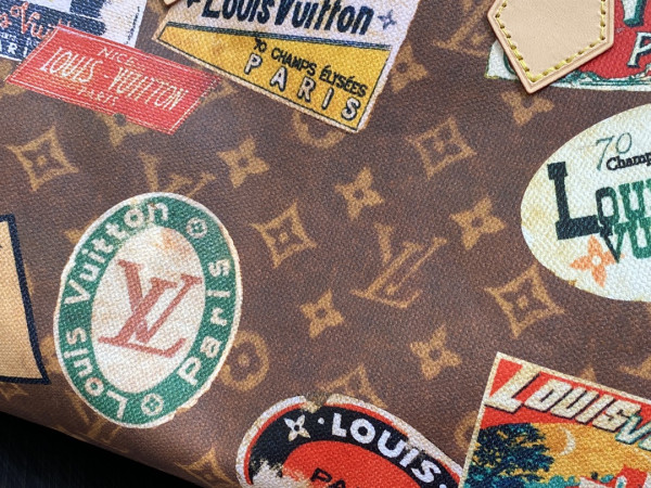 l**is V*t*n speedy bandouliere 30