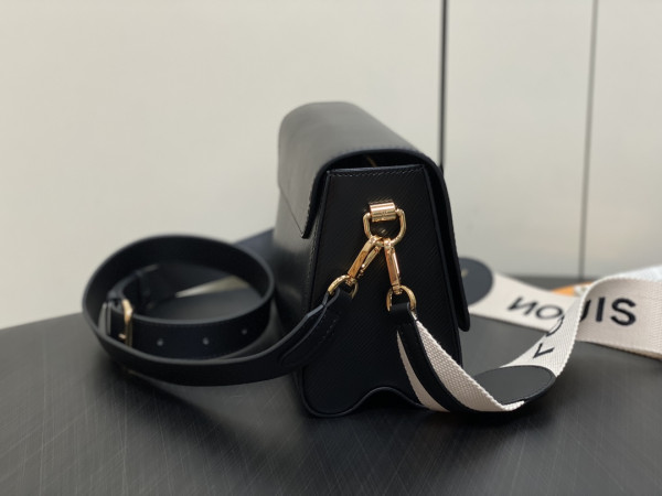 l**is V*t*n twist mm-23*17*9.5cm