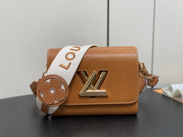 l**is V*t*n twist mm-23*17*9.5cm