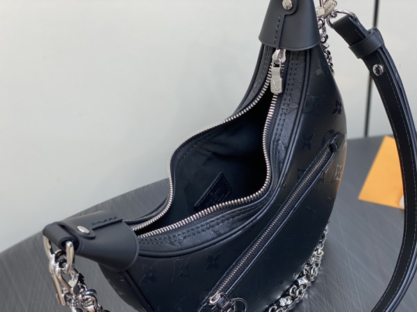 l**is V*t*n loop-23*13*6cm