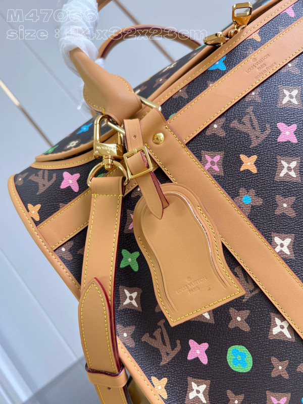 l**is V*t*n dog bag-44*32*23cm