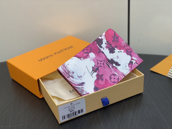 l**is V*t*n passport cover-10*14*2.5cm