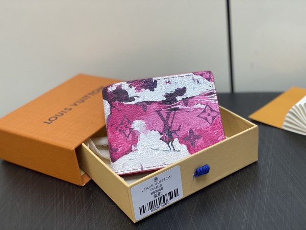 l**is V*t*n slender wallet-11*8.5*2cm
