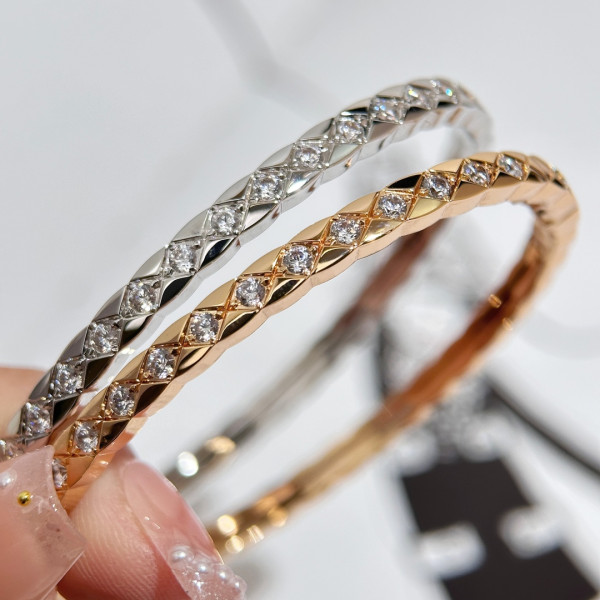 Ch*el bracelet