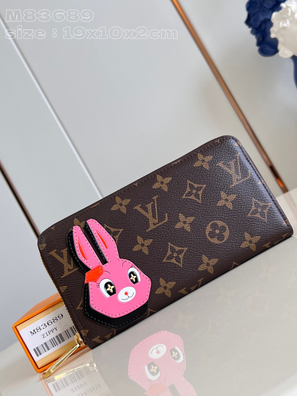 l**is V*t*n zippy wallet-10*20*2 cm