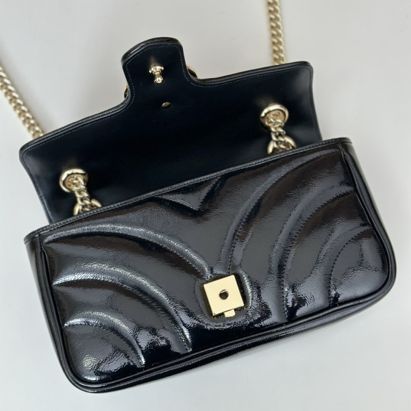 G*u*i gg marmont 26cm