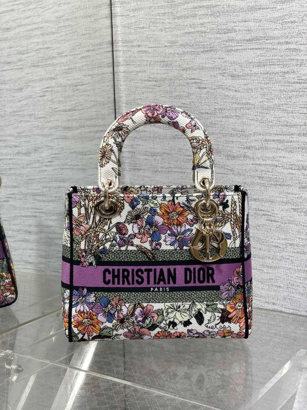 lady D*or - 24cm