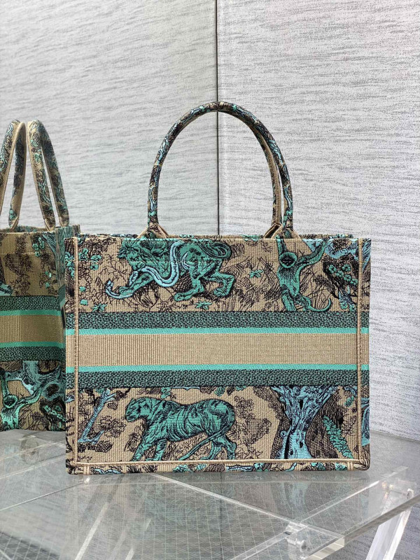 medium D*or book tote-36*18*28cm